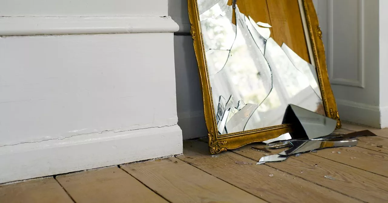 Bird Poo and Broken Mirrors: Britons Embrace Superstitions