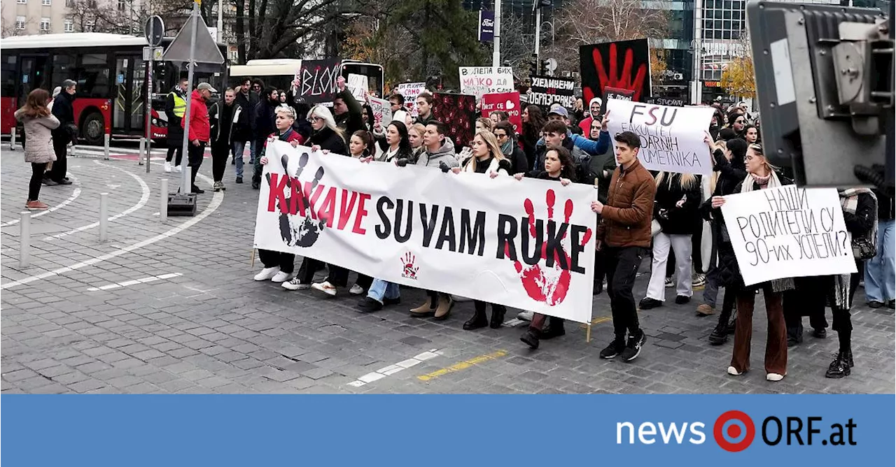 Serbien: Studentenproteste setzen Vucic unter Druck