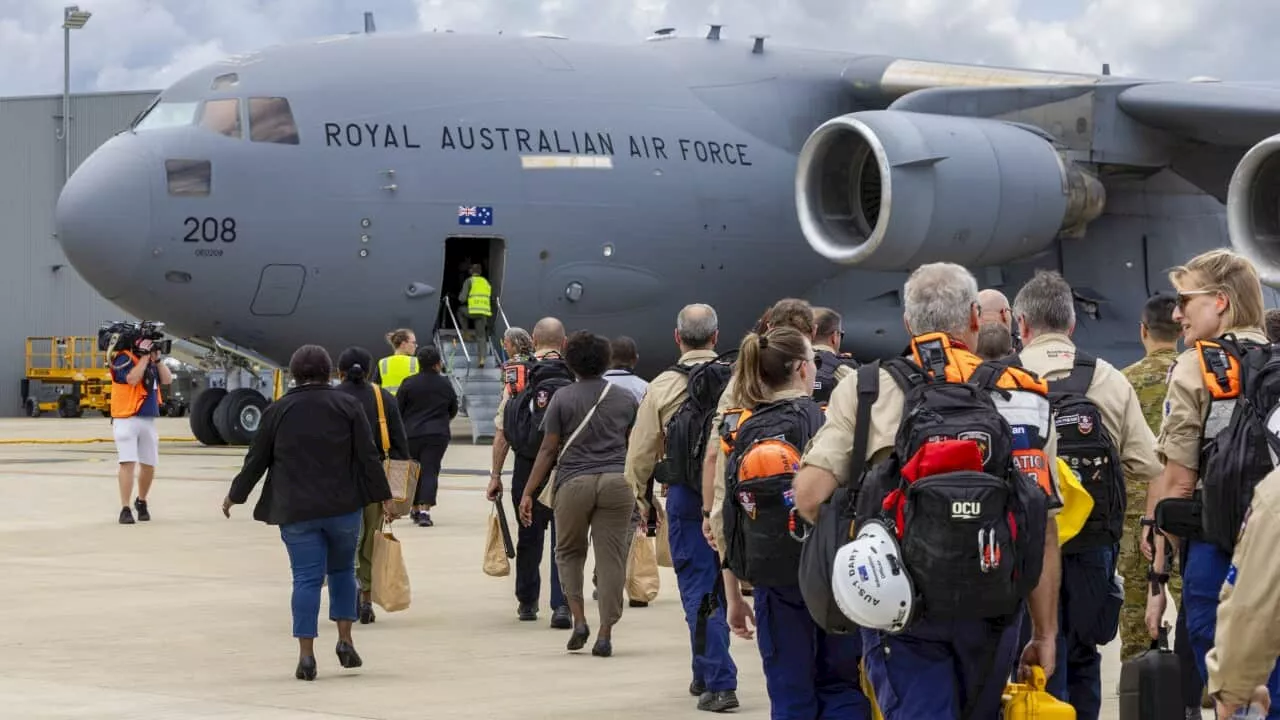 Australians Stranded in Vanuatu After Earthquake Cry for Help