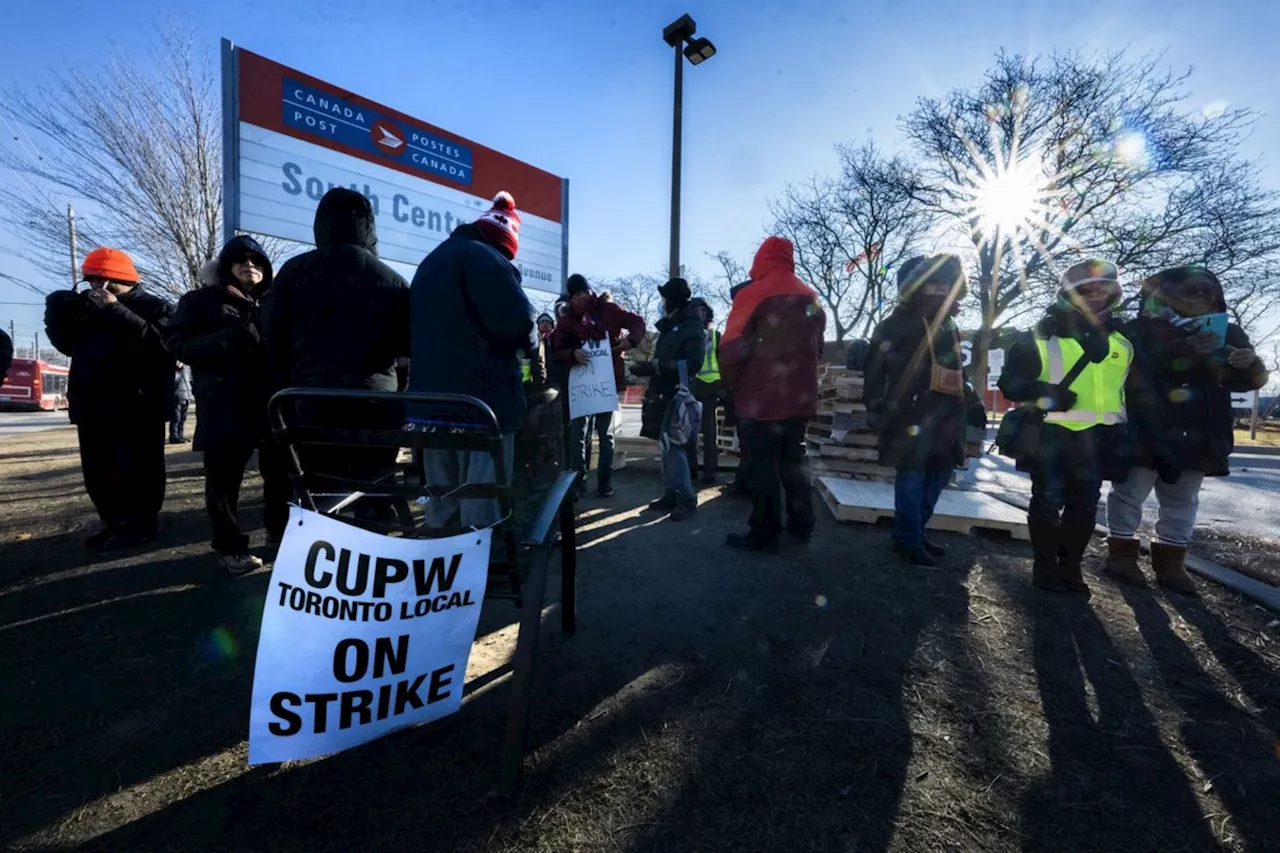 Canada Post Resumes Operations Amid Backlog and Delayed Mail Deliveries