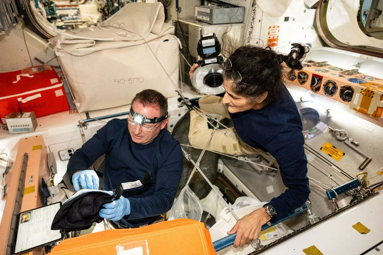 Astronauts Wilmore and Williams Face Another Month-Long Delay on ISS