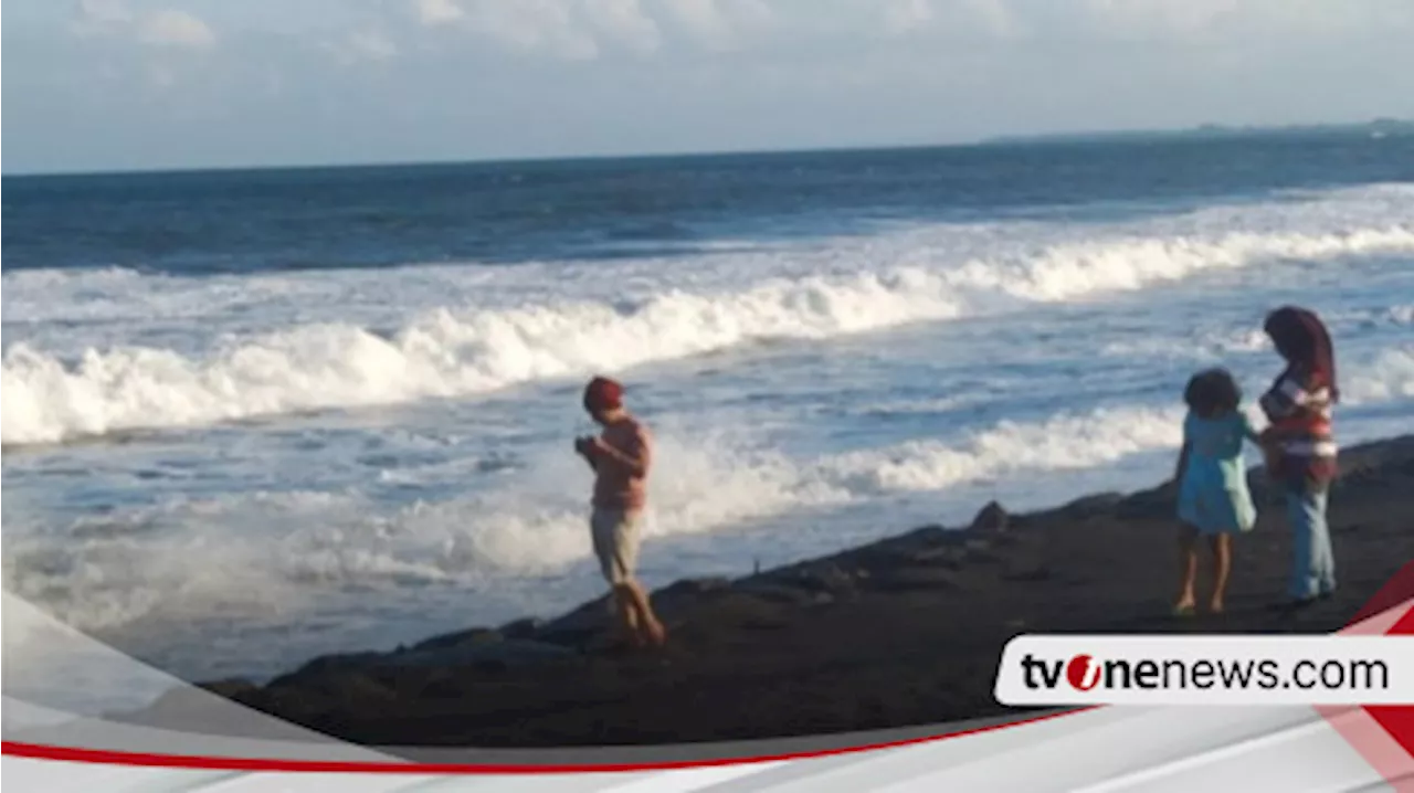 BMKG Imbau Waspada Saat Liburan Nataru di Pantai