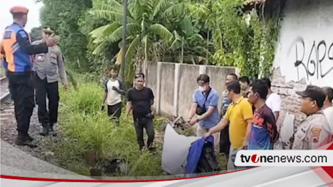 Pengendara Motor Tewas Tertabrak Kereta Api di Brebes