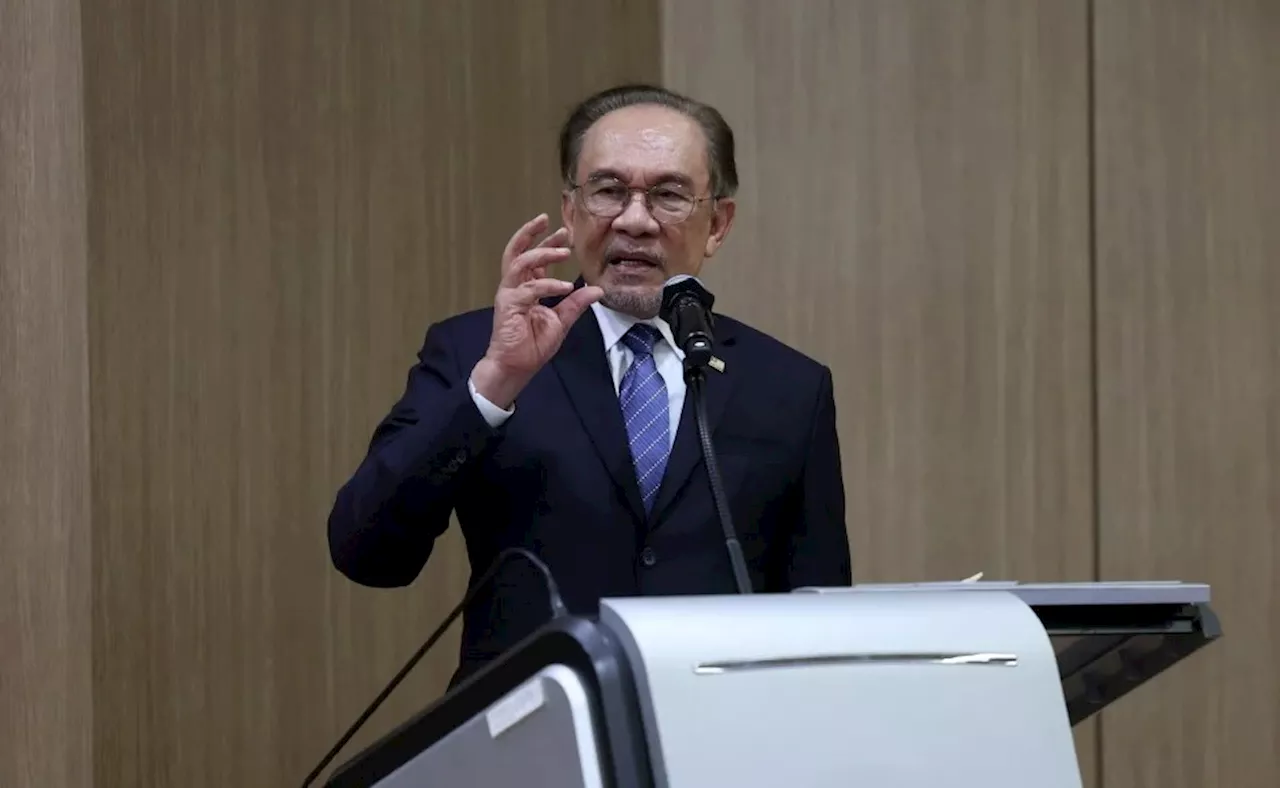 Anwar Ibrahim: Art Should Flourish Freely, Even Critically, to Build a Progressive Nation