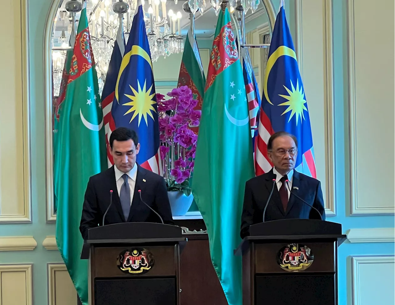 DBP terjemah karya penyair agung Turkmenistan