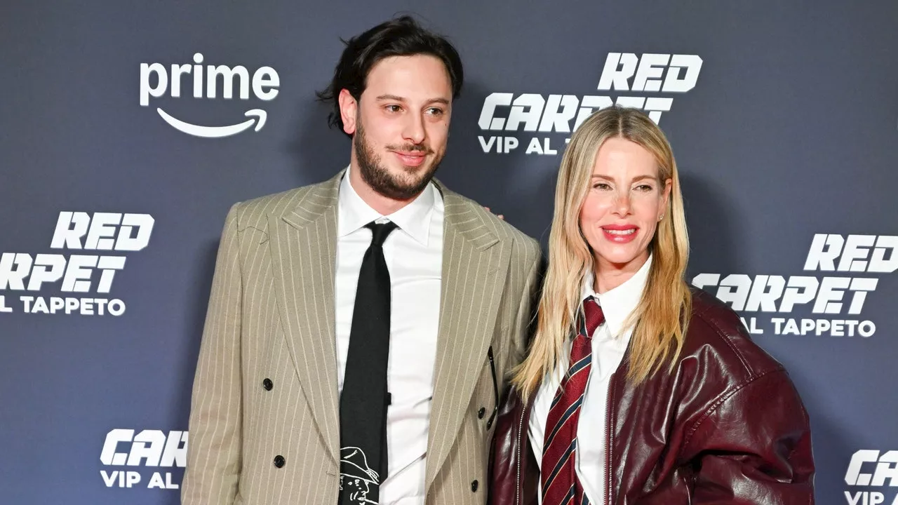 Alessia Marcuzzi, il primo red carpet col figlio Tommaso per il lancio del suo nuovo game show Vip al tappeto: le foto