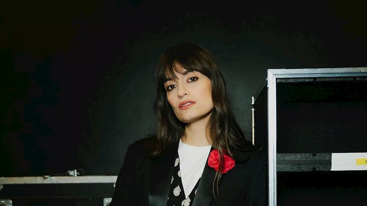 Le Style Chic de Clara Luciani à l'Olympia