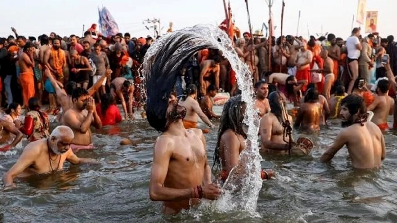 Prayagraj Mahakumbh: 'सनातन बोर्ड' के गठन के लिए प्रयागराज में होगी धर्म संसद, चारों शंकराचार्य और 13 अखाड़ों के प्रमुख होंगे शामिल