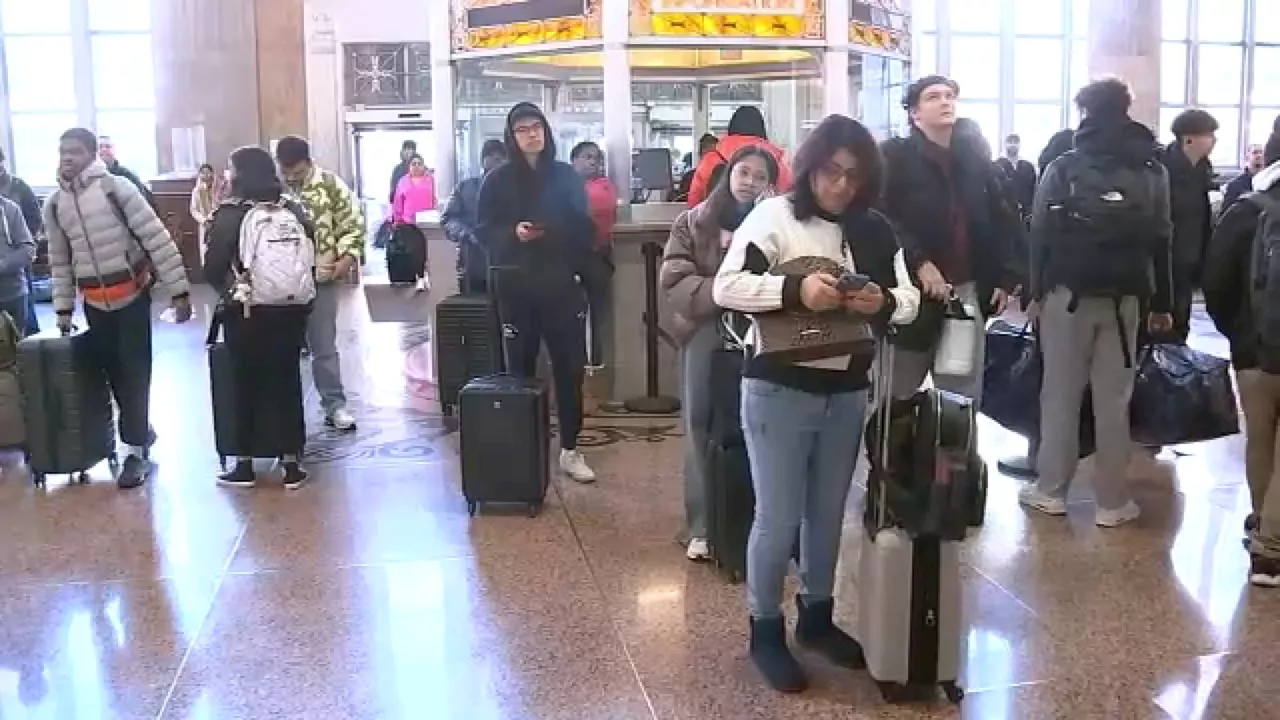 NJ Transit, Amtrak delays and cancellations continue out of Penn Station