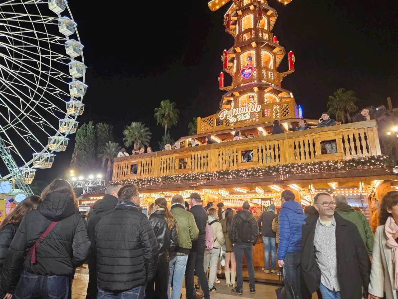 Père Poignardé Pour Défendre Sa Fille Au Marché De Noël À Cannes