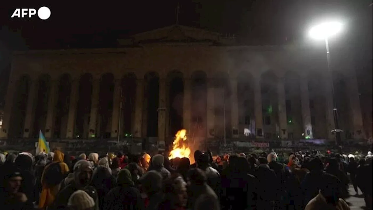 Non si fermano le proteste in Georgia, migliaia in piazza a Tbilisi