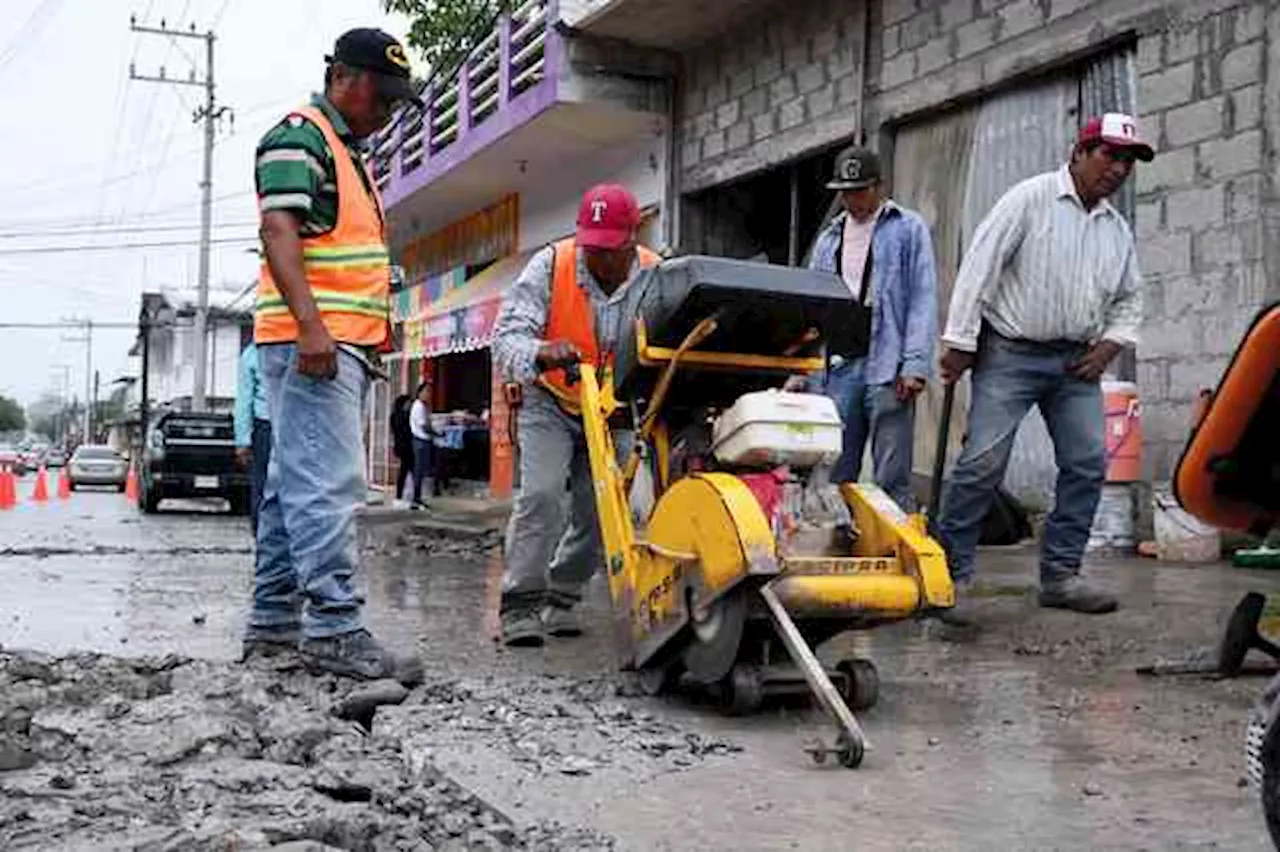 ¡En marcha la rehabilitación de calles en Tuxpan!