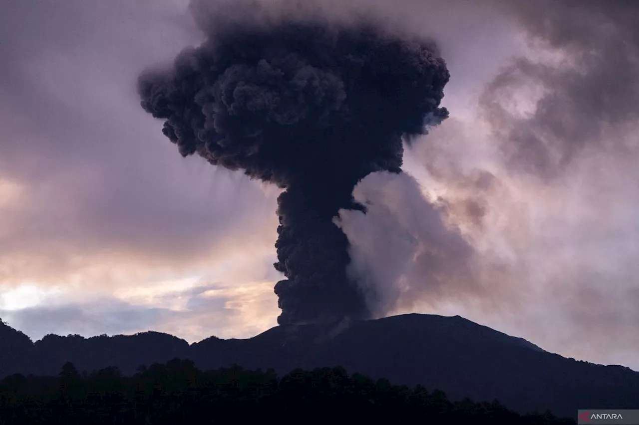 Gunung Marapi Diturunkan Statusnya dari Siaga Menjadi Waspada