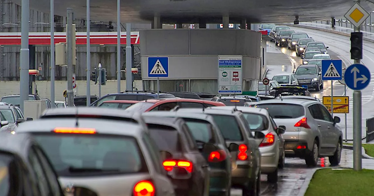 So halten Deutsche Schweizer Einkaufstouristen bei Laune