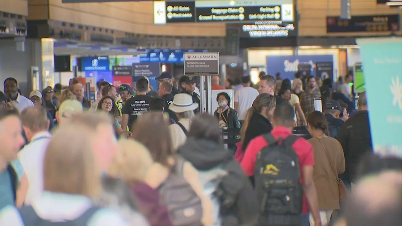 Sea-Tac Airport sees smooth travel day despite holiday rush