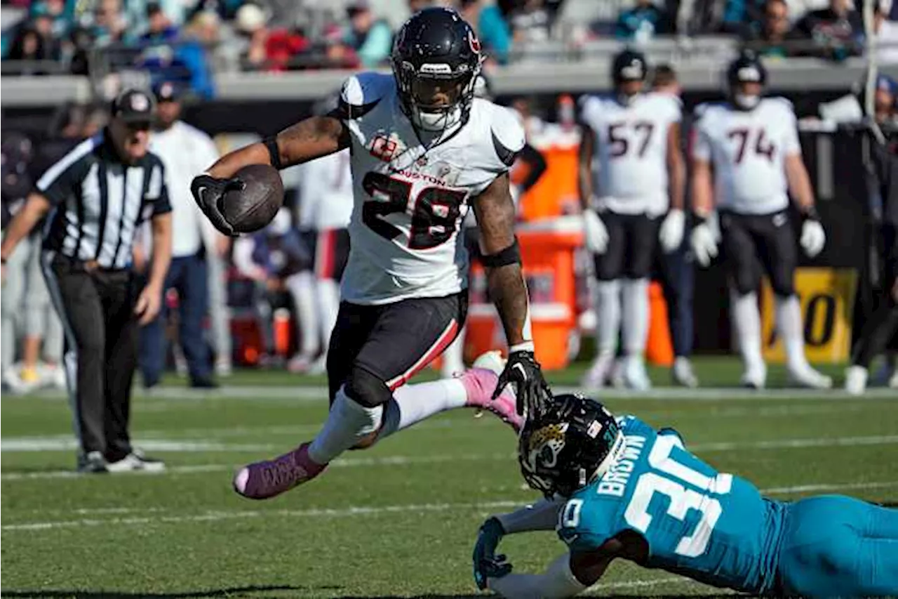 Texans lean on Joe Mixon in clutch moments, win over Jaguars: ‘That’s will, want-to and grit, imposing our will’