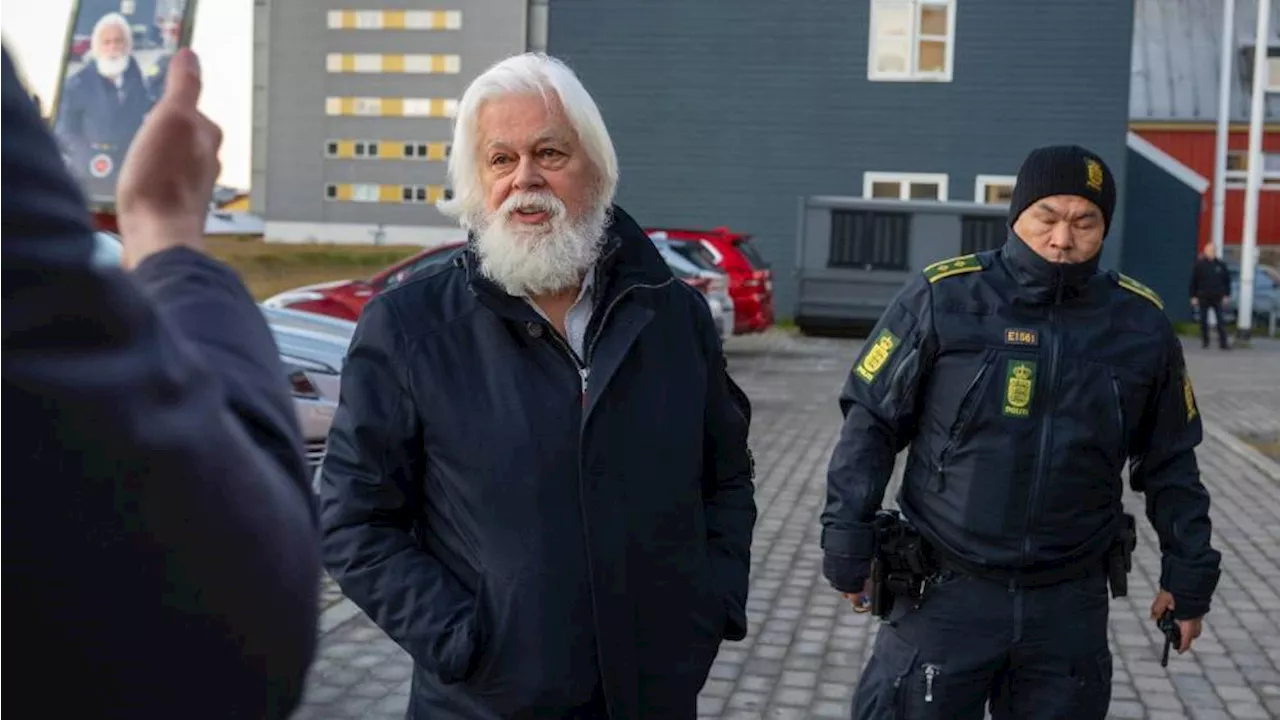 Le militant écologiste Paul Watson reste en prison jusqu'au 18 décembre