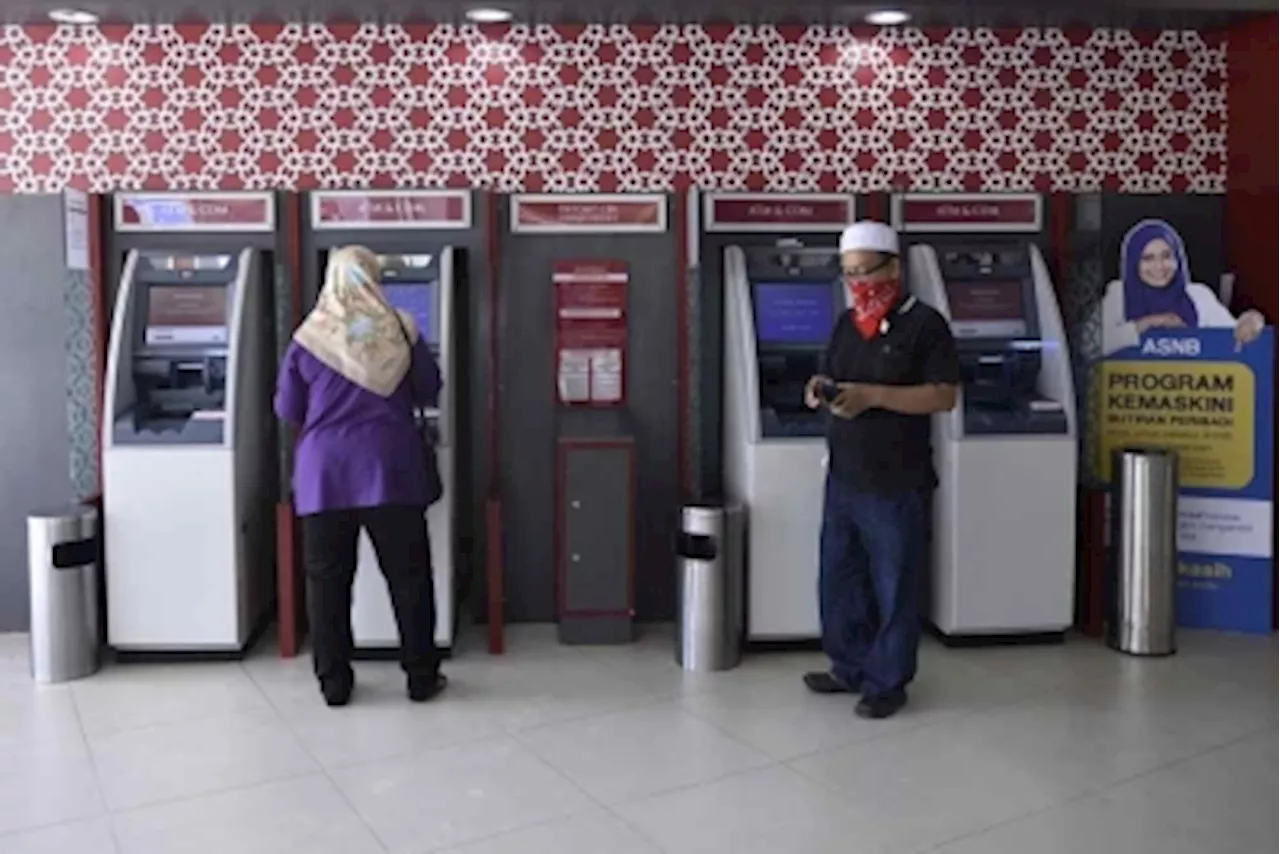 Bank Worker Union Urges Scrap of RM1 ATM Fee for Lower-Income Groups