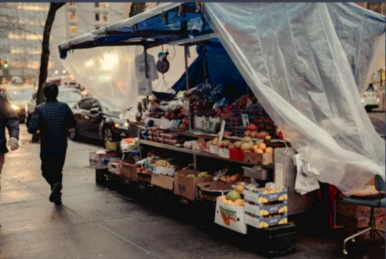 Vendedor de Fruta de Manhattan Vende Plátano que Se Vende por 5.2 Millones de Dólares