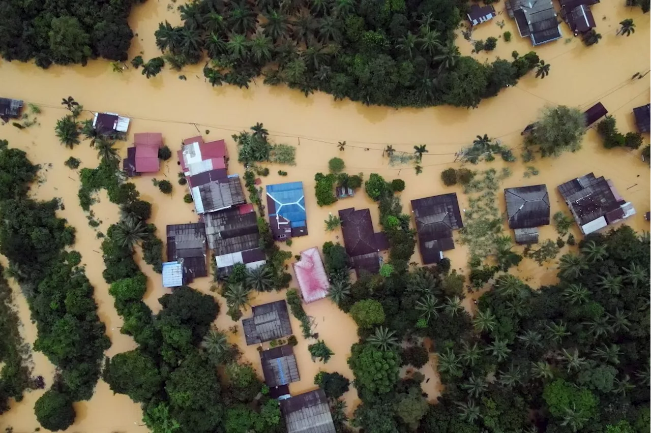 Ahmad Zahid: This year's floods more serious than floods in 2014