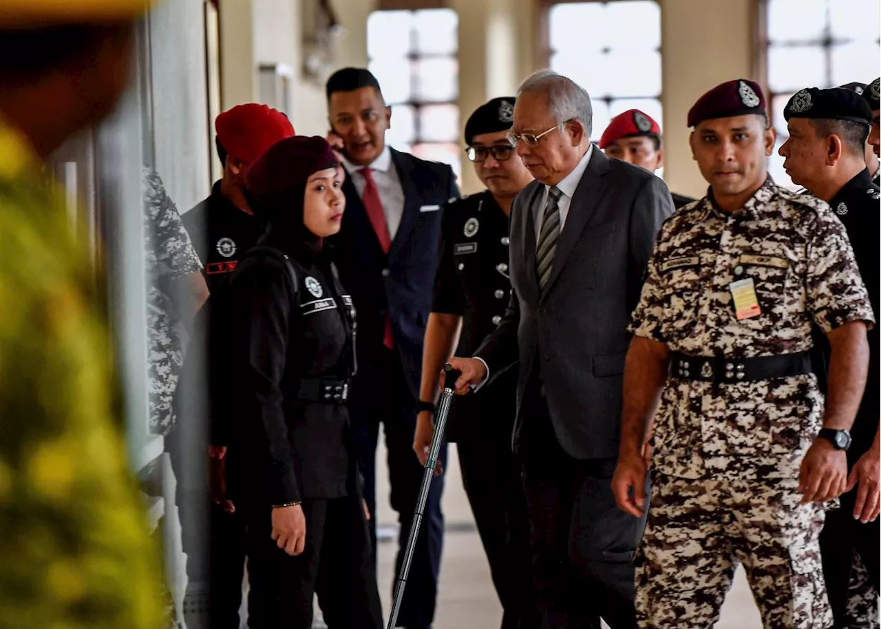 Najib Razak Takes Stand in 1MDB Trial, Requests Reading of 525-Page Witness Statement