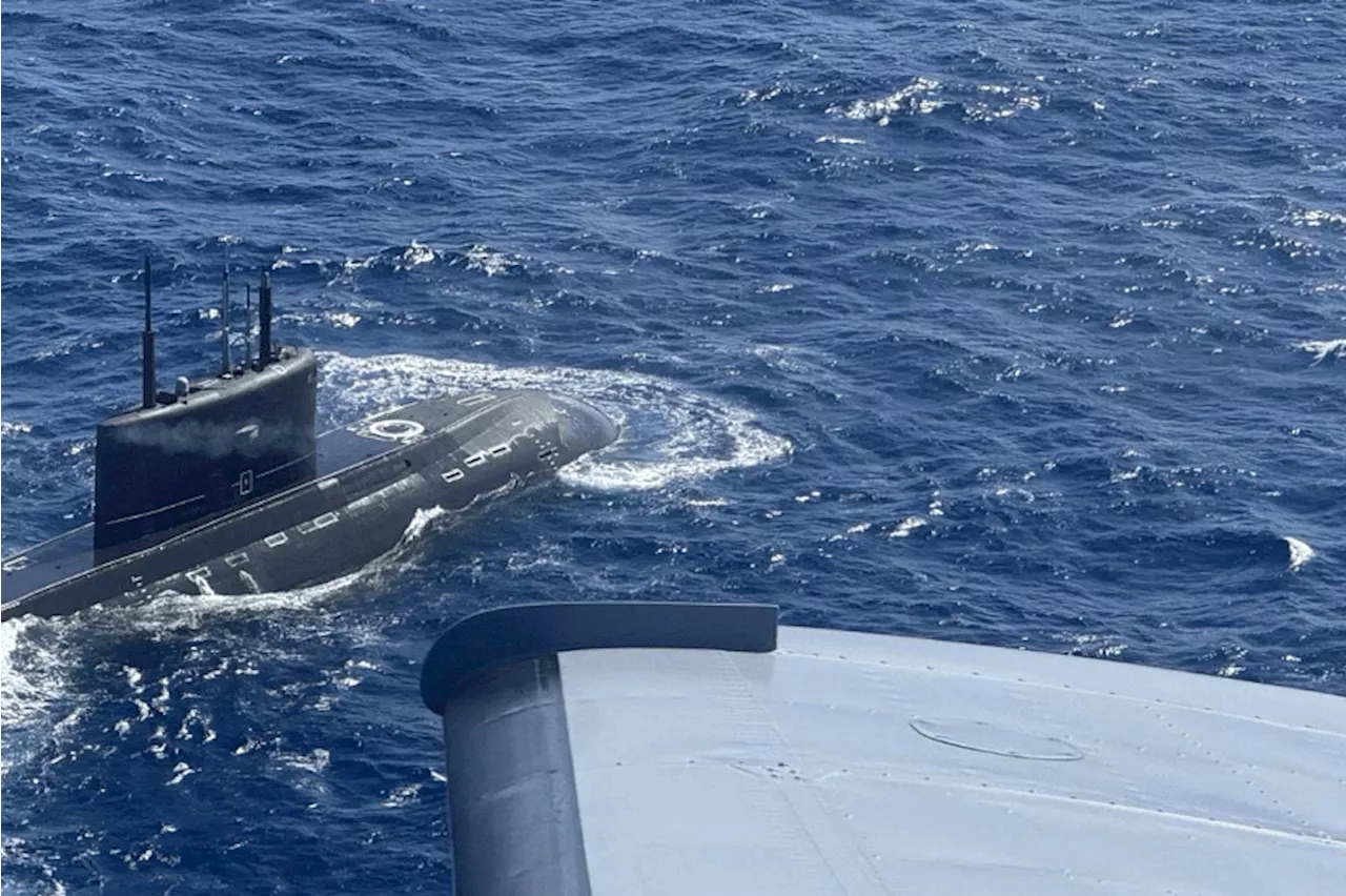 Russia's Stealth Submarine Spotted in Philippine Waters Amid South China Sea Standoff