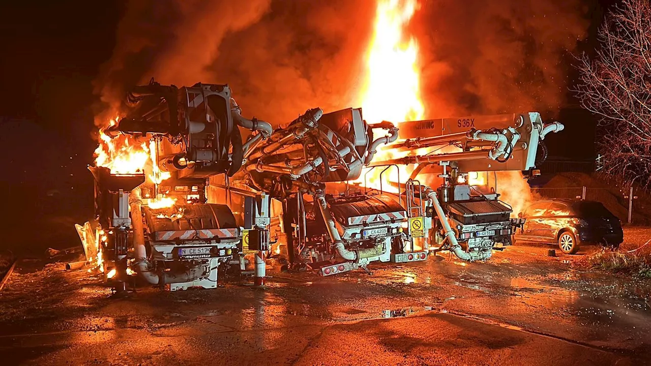 Feuerwehr im Einsatz: Brennende Lkw – Polizei geht von Brandstiftung aus