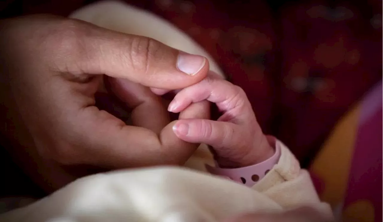 Bébé secoué : « ça ne peut être que moi », reconnaît le père jugé à Nanterre