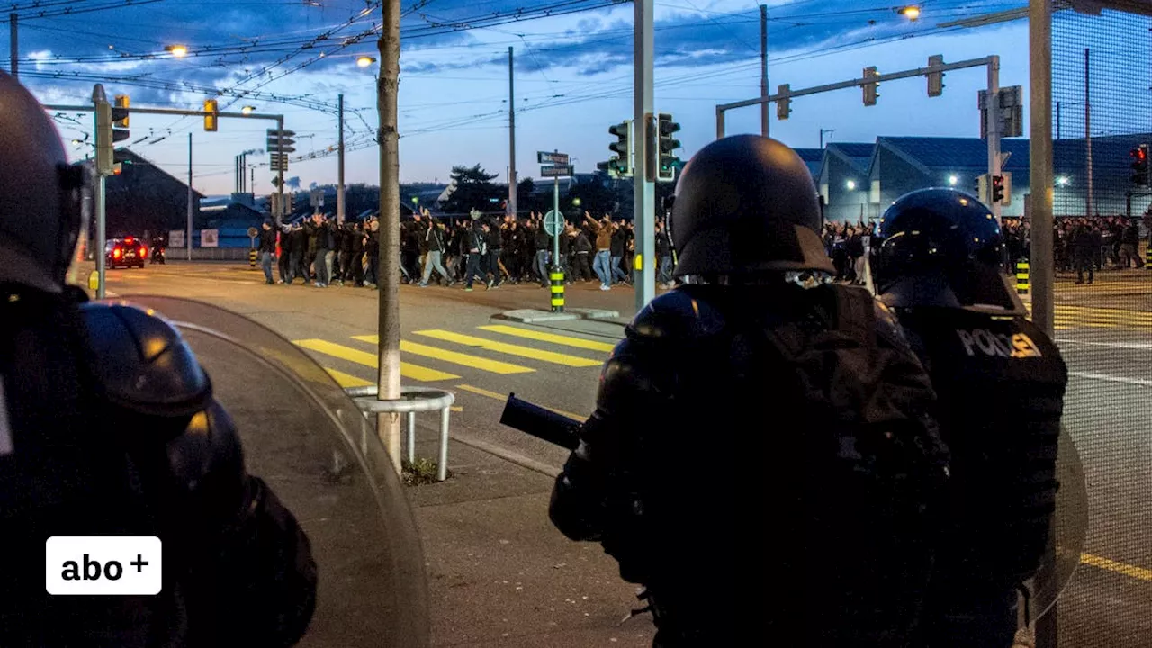 Nach Einkesselung von GC-Fans: Aargauer Anwalt zeigt Zürcher Stadtpolizei an – und spricht von «polizeistaatlichen Methoden»