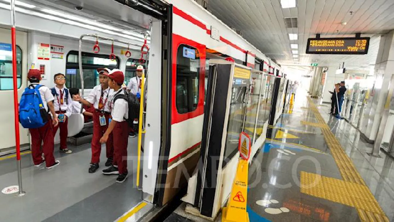 LRT Jabodebek Uji Caba Aturan Bawa Sepeda Standar ke dalam Kereta