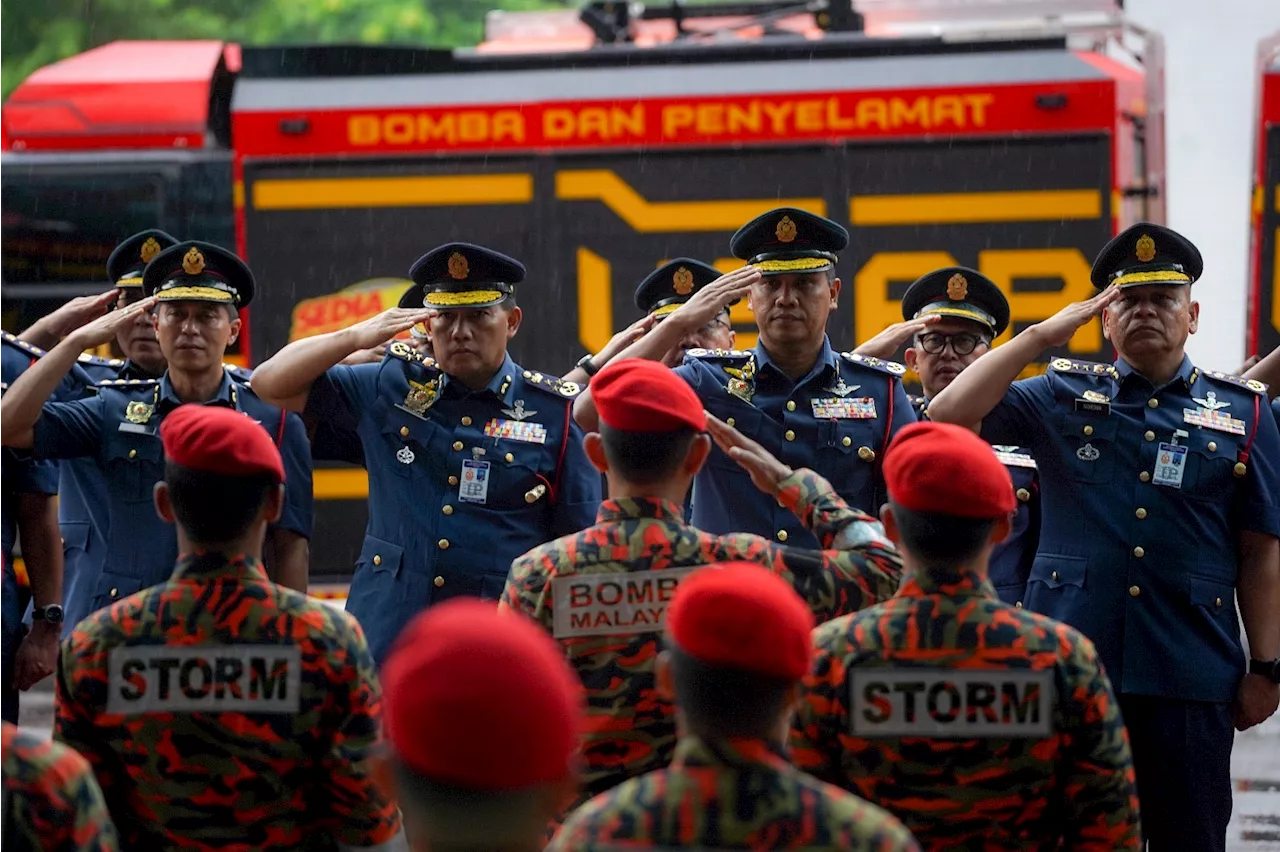 Malaysian Fire and Rescue Department Prepares for Heavy Rains at End of December