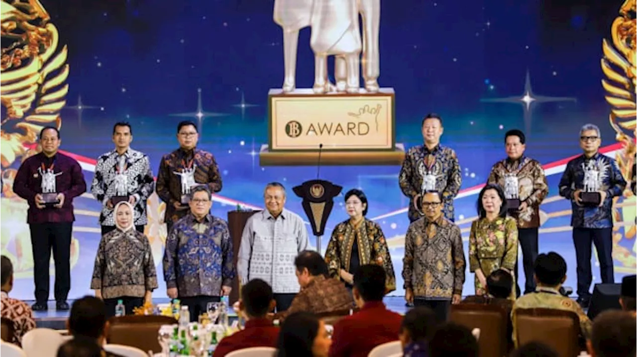 Dukung Stabilitas Keuangan dan Pertumbuhan Ekonomi Inklusif, BRI Raih Dua Penghargaan pada Bank Indonesia Awards 2024