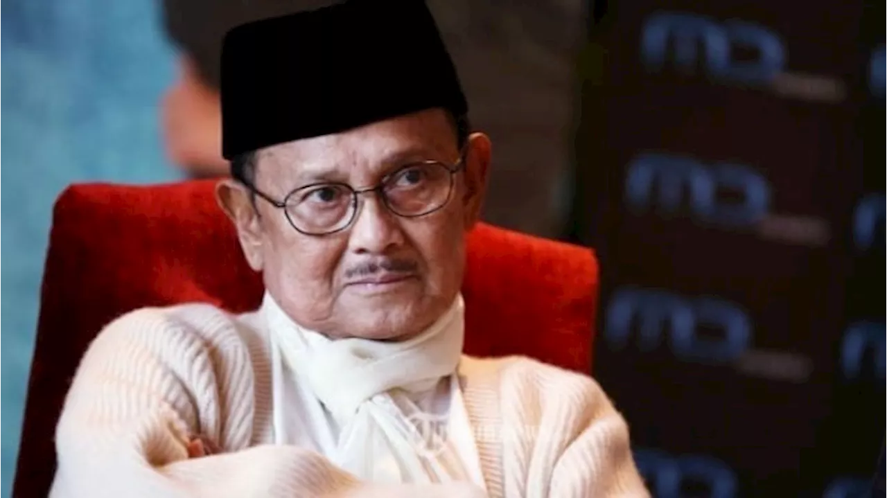 Kisah Haru Dibalik Syal Putih Almarhum BJ Habibie: Simbol Cinta Sejati yang Tak Pernah Luntur