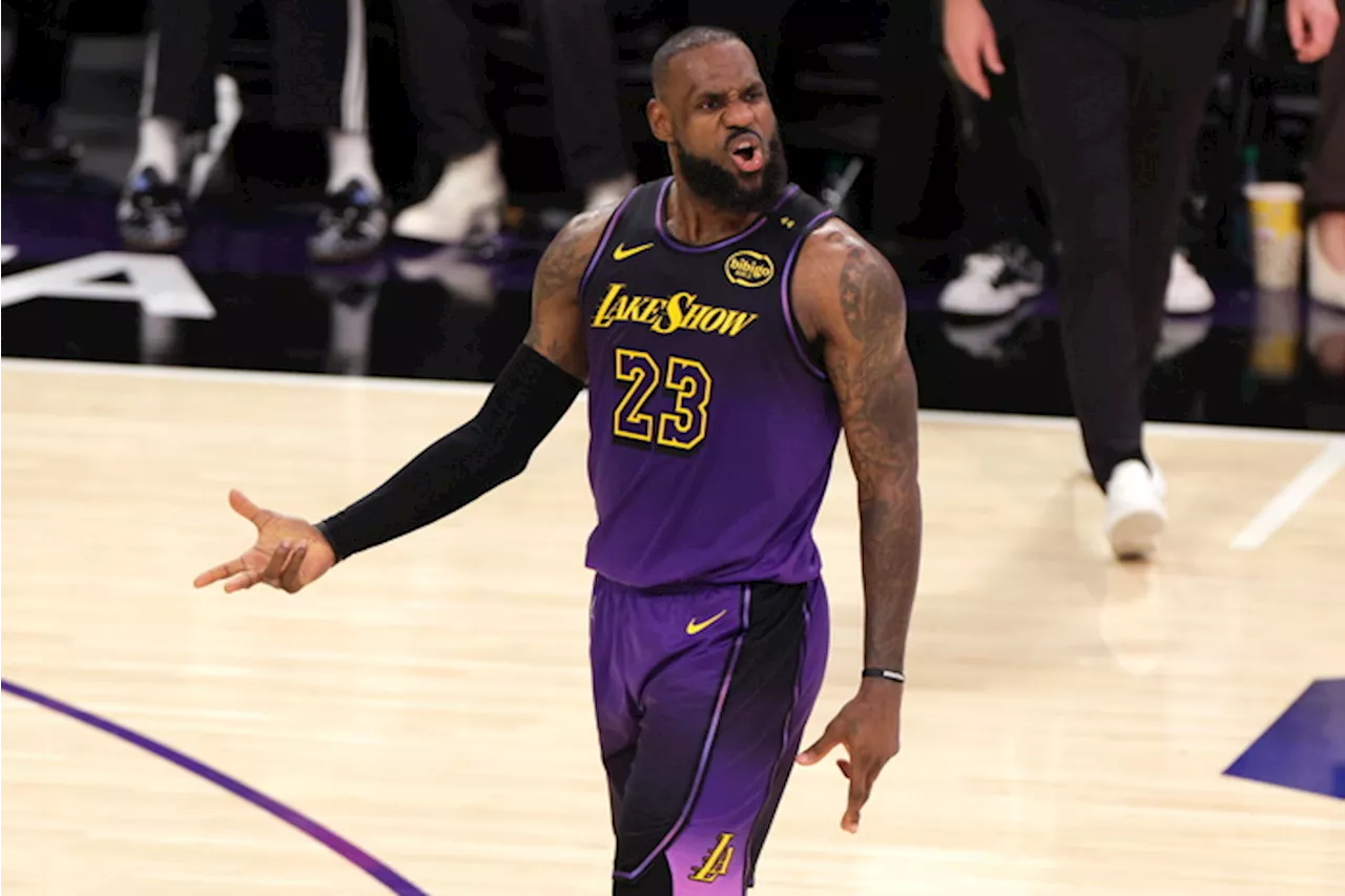 Nba: Un altro record per LeBron, quello dei minuti giocati