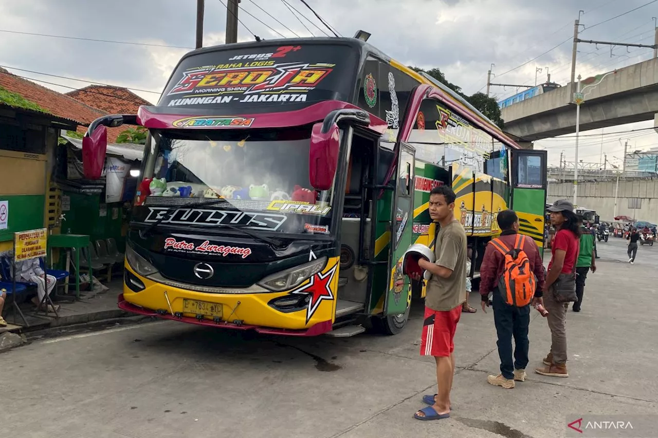 Prediksi Puncak Kenaikan Penumpang di Terminal Lebak Bulus Saat Libur Natal dan Tahun Baru