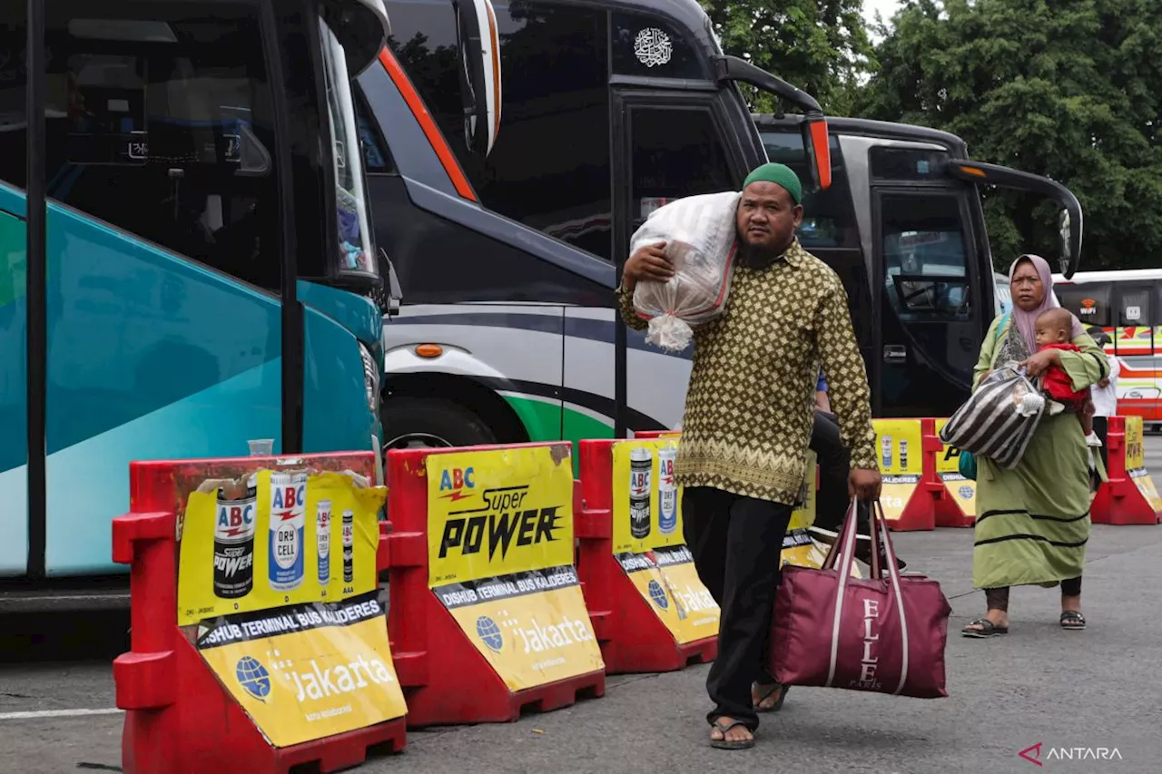 Transjakarta Perpanjang Jam Operasional Bus Menuju Empat Terminal Utama