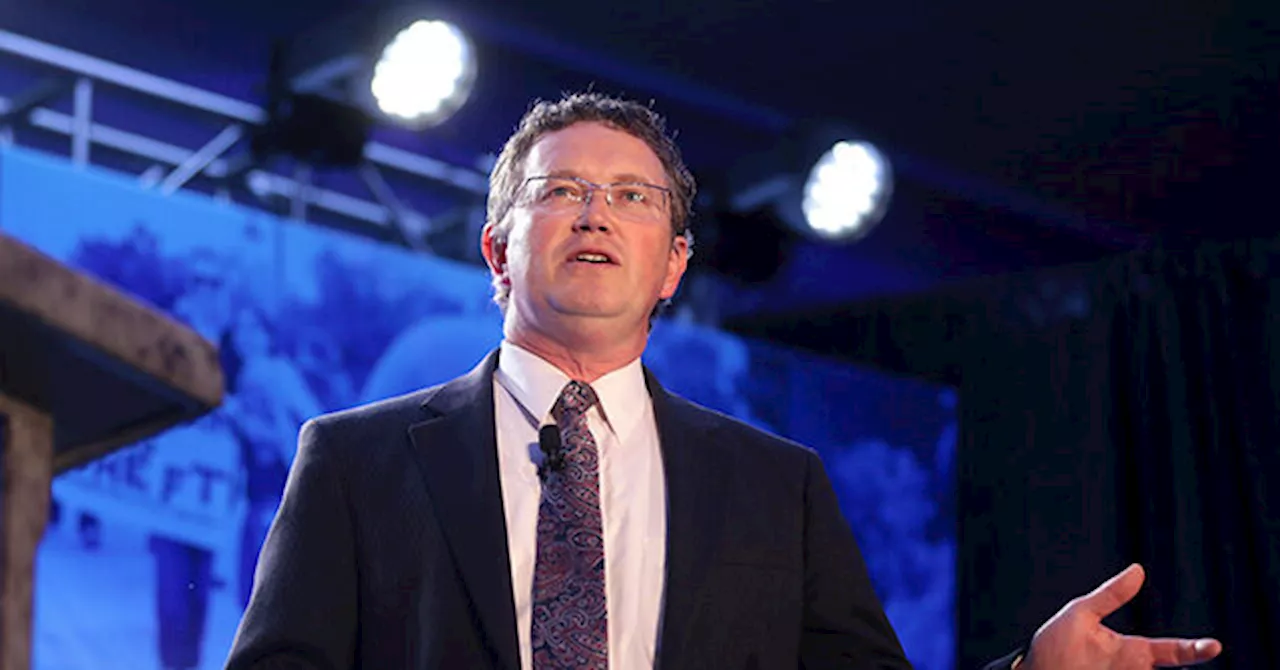 Thomas Massie: ‘Cognitive Disconnect’ Among Colleagues Who Hate Johnson’s Deal but Will Vote for Him