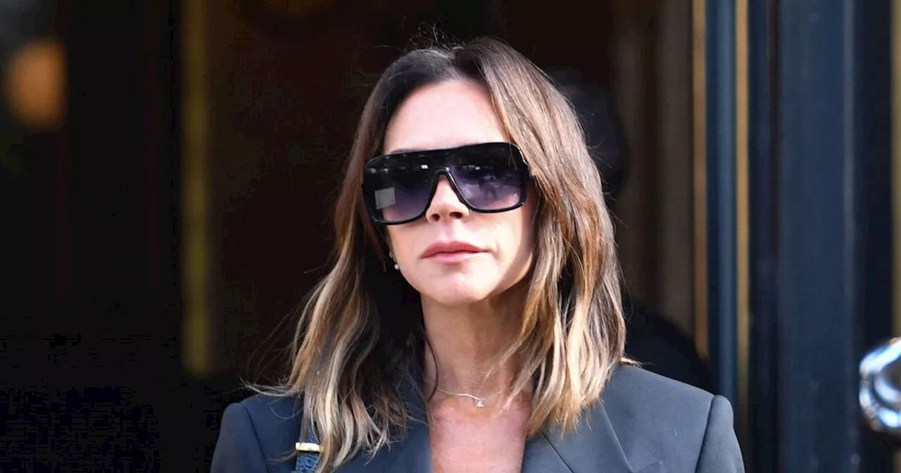 Winter-Trend 2025: Victoria Beckham trägt den Trend-Mantel der Saison