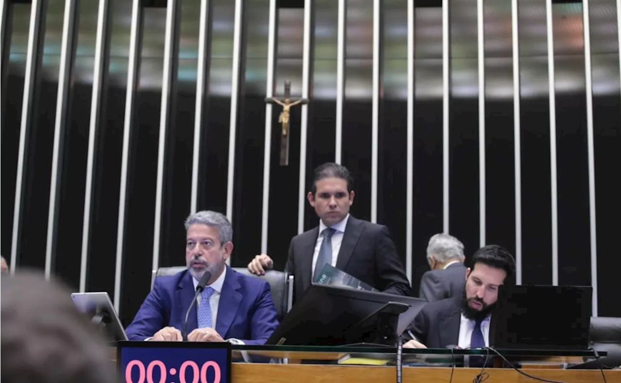 Câmara Adia Redução de Base de Cálculo de IRPJ e CSLL para Bancos