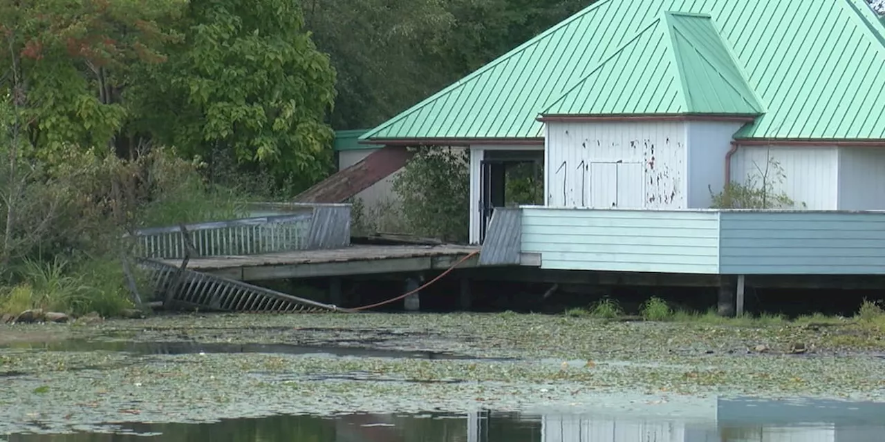 Aurora City Council closes purchase of Geauga Lake, 48 acres of lakefront property