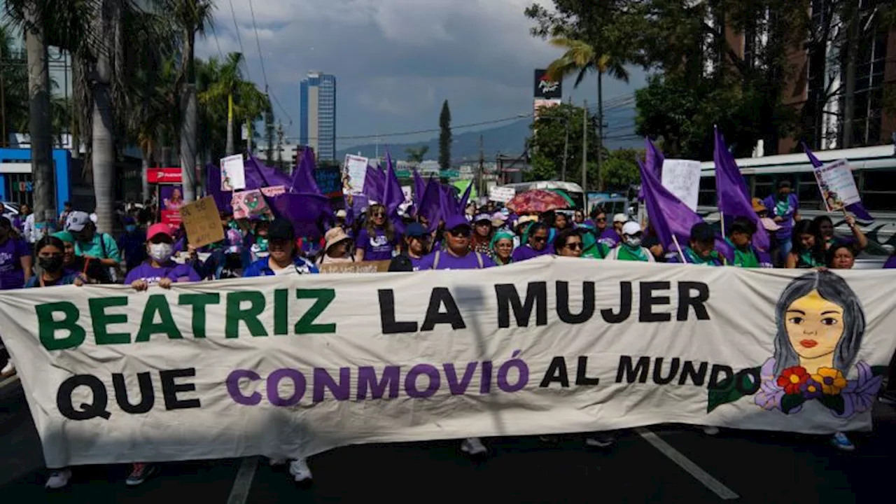 El Salvador violó los derechos de \'Beatriz\', dictamina la CIDH en caso clave sobre el aborto en el país