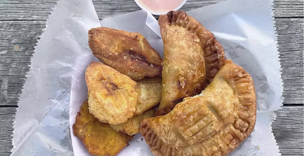 New Puerto Rican Food Truck Is Dishing Out Empanadas