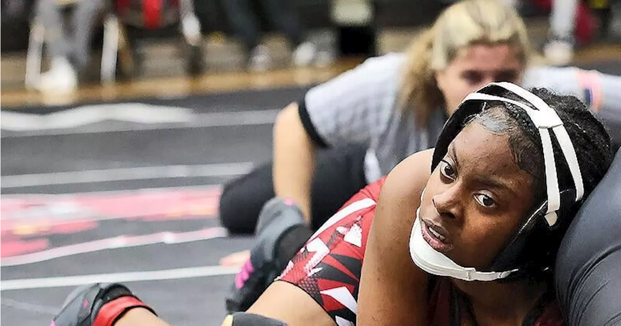 Dothan girls wrestling team dominates Russell County