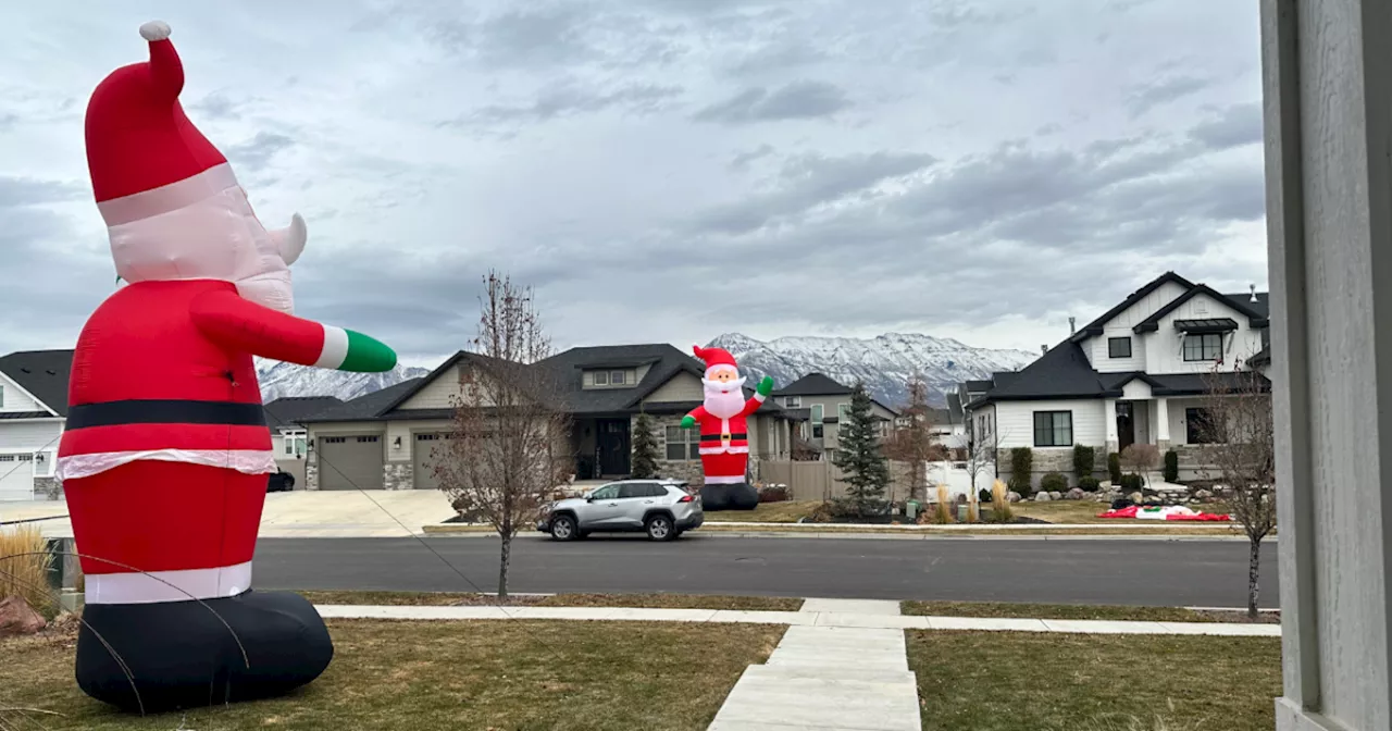 Lehi Neighborhood's Giant Santa Display Goes Viral