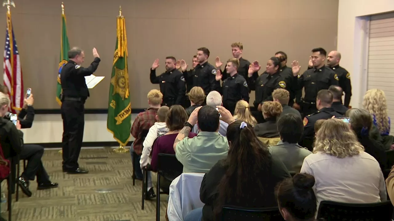 Sheriff Troyer Bids Farewell, Swears in New Deputies