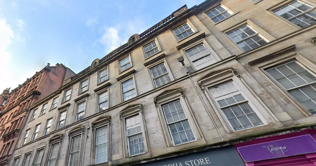 Stonework falls from Glasgow building as city centre road closures remain in place