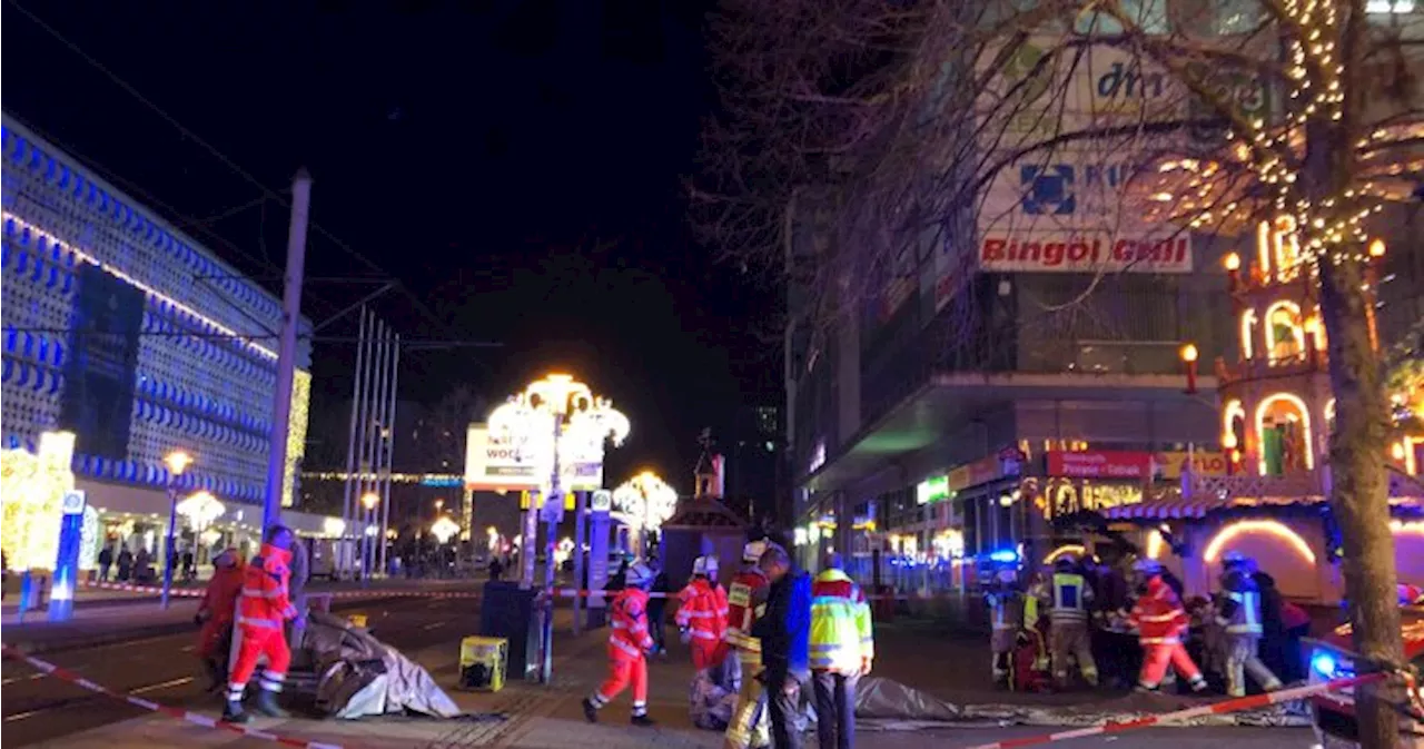 Driver plows car into crowd of people at Christmas market in Germany