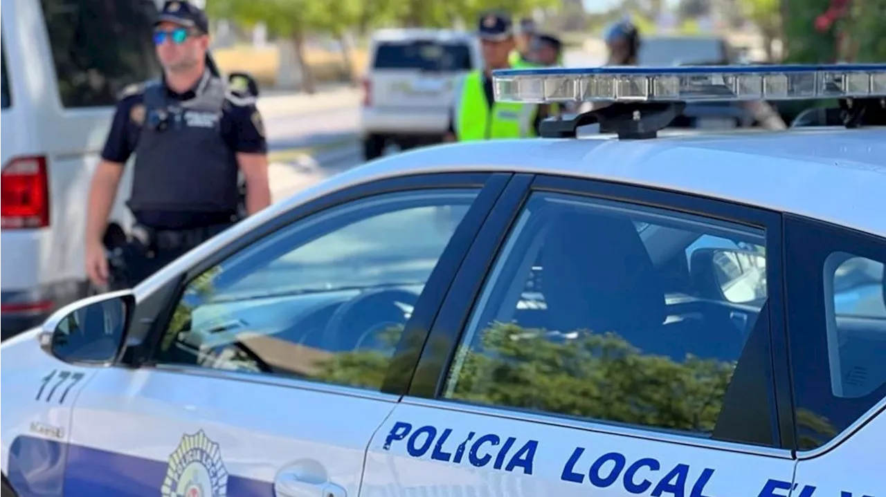 Detenido por conducir sin carné y con la matrícula de otro turismo en Elche