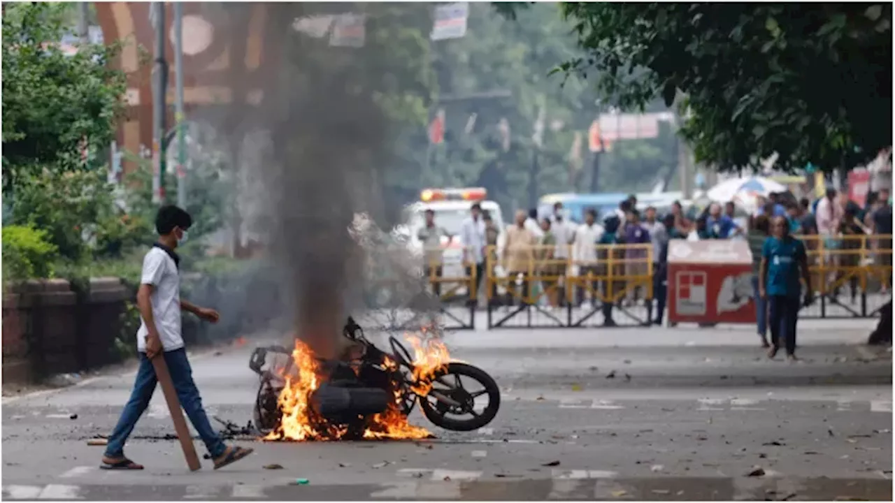 क्रूरता में पाकिस्तान से आगे बांग्लादेश, हिंदुओं पर हमले के 2200 मामले; विदेश मंत्रालय ने खोली यूनुस सरकार की पोल