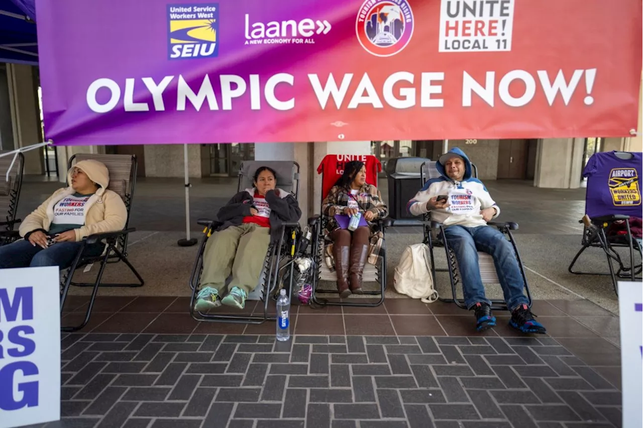 Los Angeles City Council Raises Minimum Wage for Hotel and Airport Workers to $30 an Hour